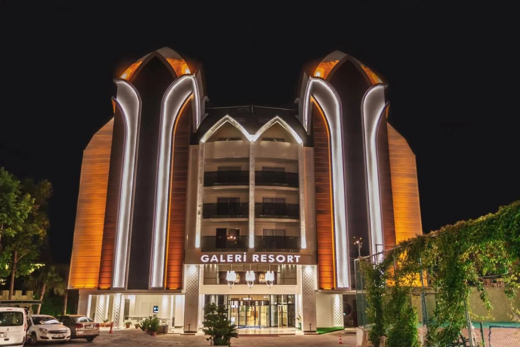 Galeri Resort Hotel - photo 1