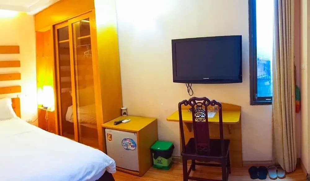 Thanh Lich Hotel - photo 18
