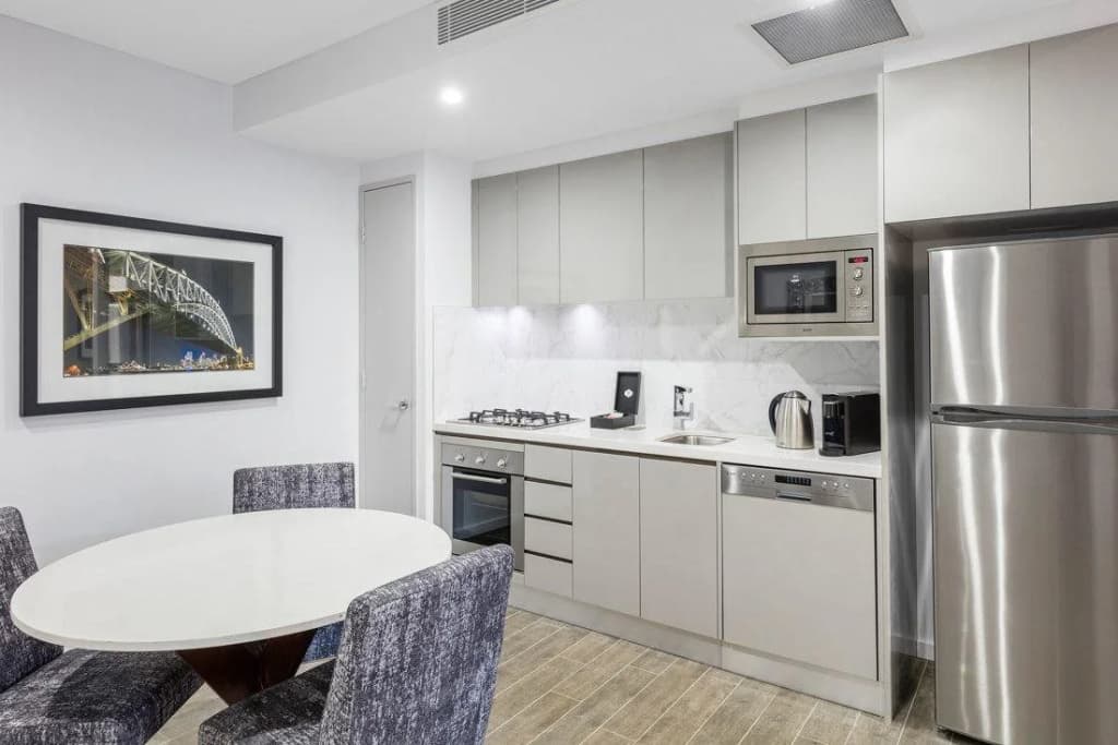 Meriton Suites Mascot Central - photo 19