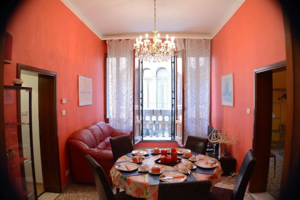 Sunny Venice Apartments - photo 12