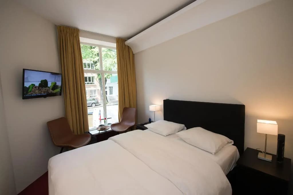 Rembrandtplein Hotel - photo 21