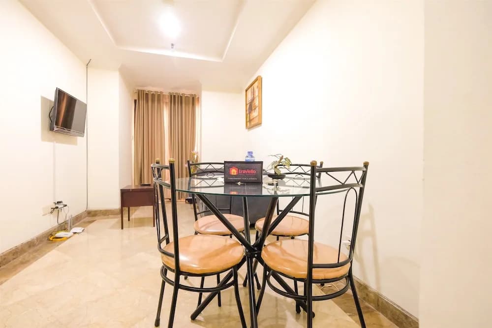 Exclusive Riverside Pluit Apartment - photo 12