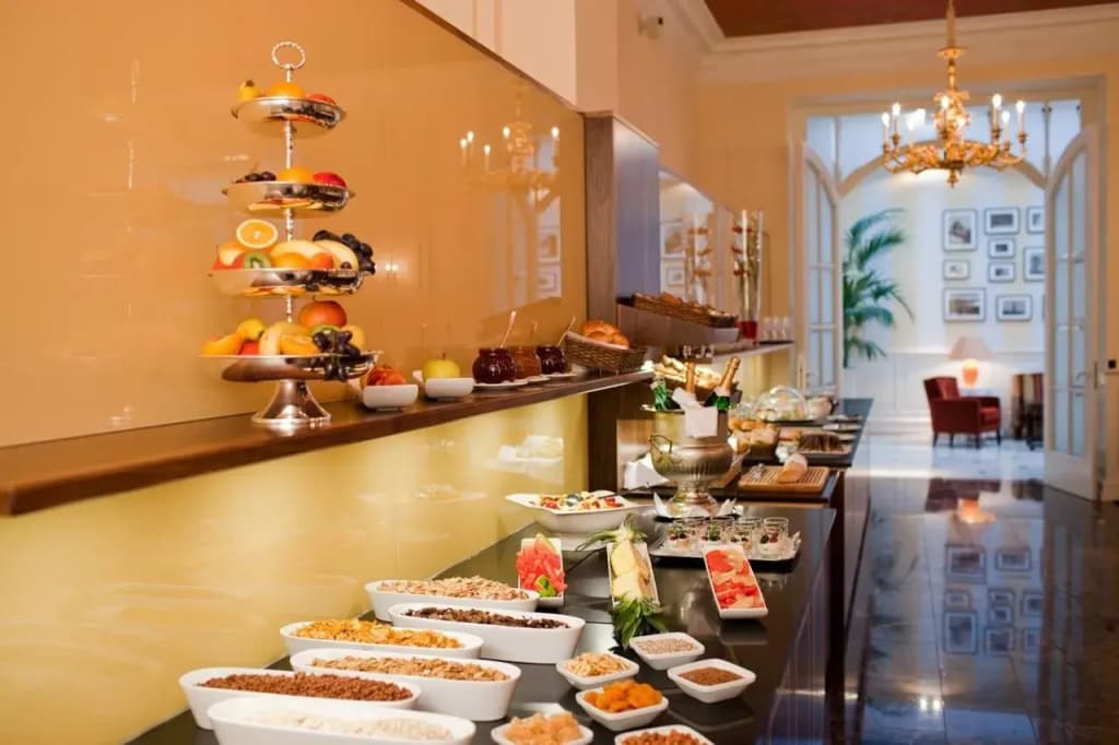 Hotel Kaiserhof Wien - photo 13