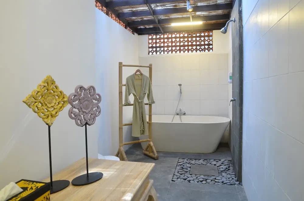 Ubud Raya Villa - photo 11