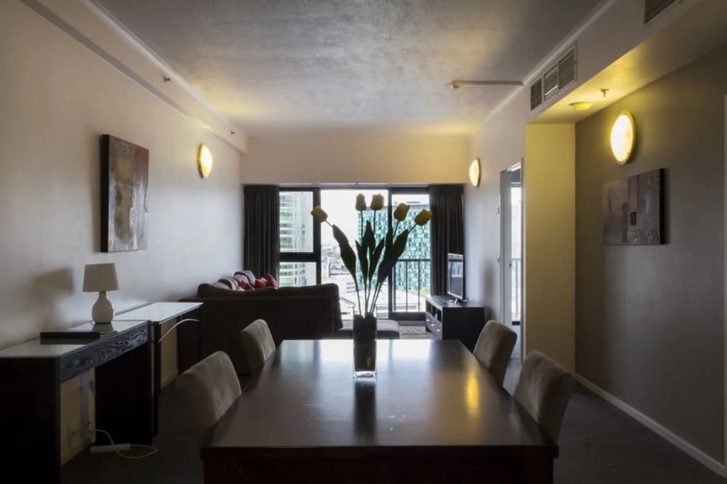 Riverside Apartments Melbourne - photo 11