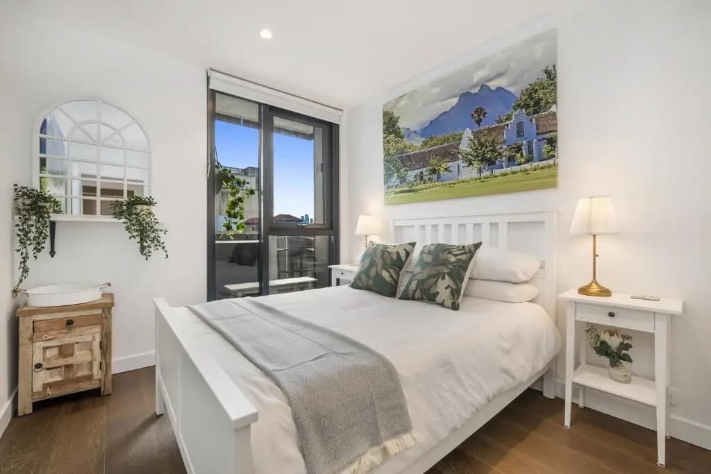 Luxury African themed apartment☆10min to MCG & Swan St☆On-site Parking☆Balcony☆Rooftop deck☆Gym☆ - photo 3