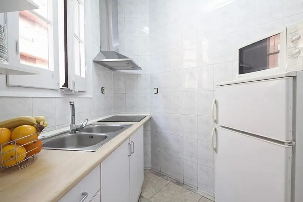 BHM1-012 Beautiful Apartment - photo 10