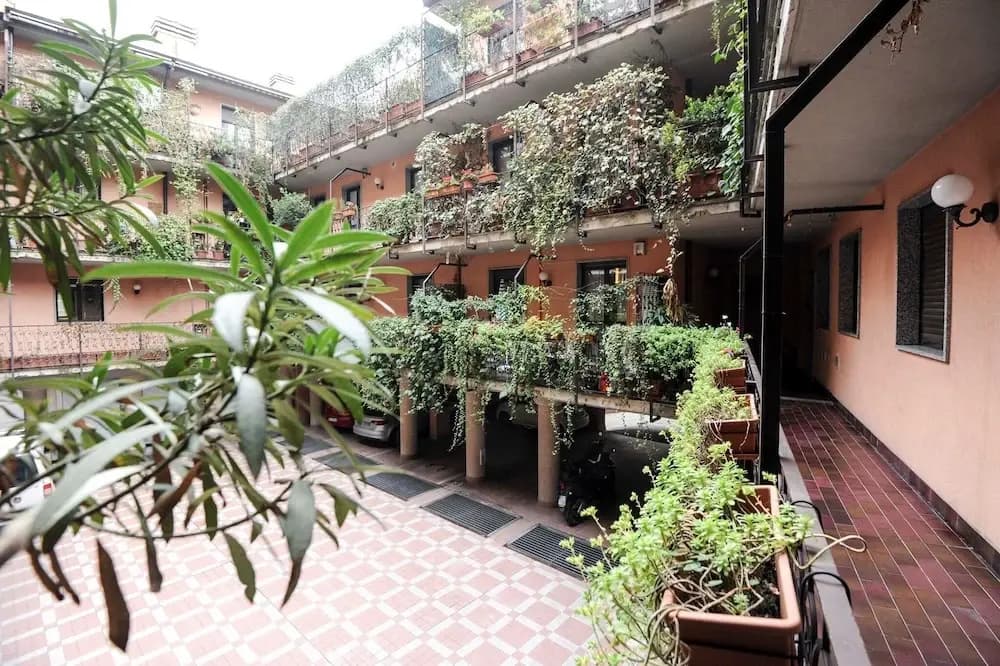 Park Apartment - photo 9