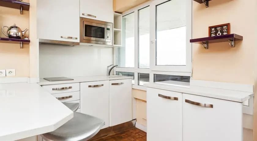 Top Floor 1 Bedroom Apartment Near Gare de Lyon - photo 6