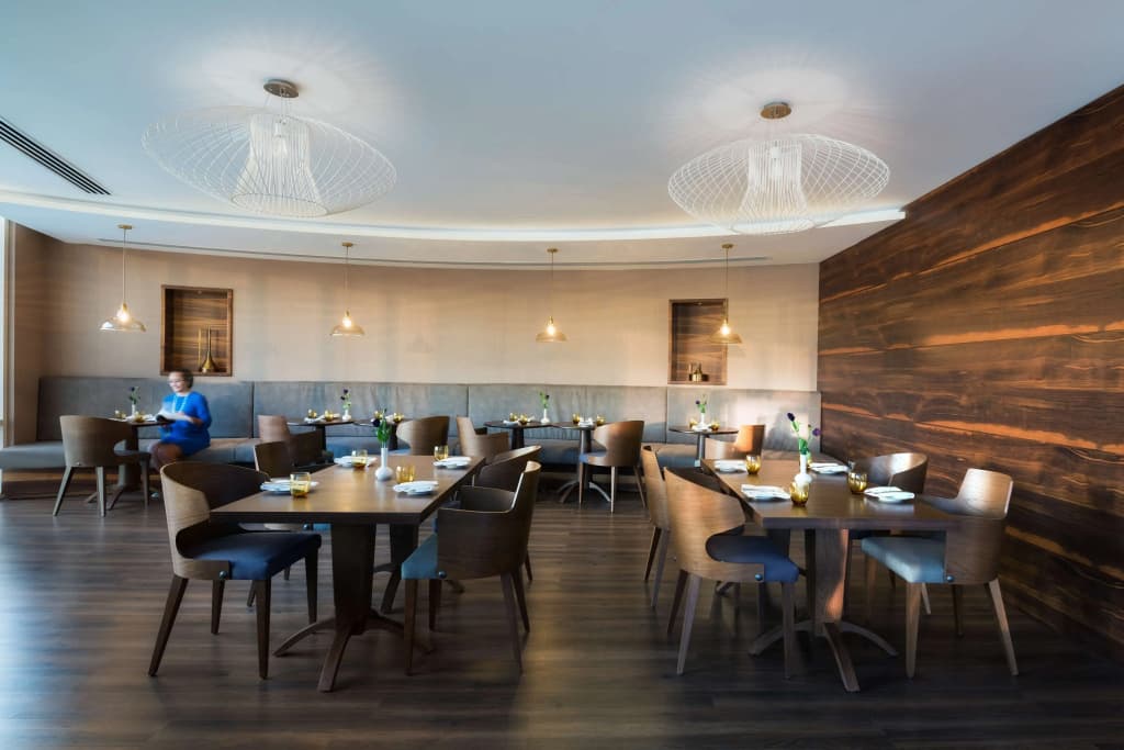 Radisson Blu Hotel, Dubai Waterfront - photo 36