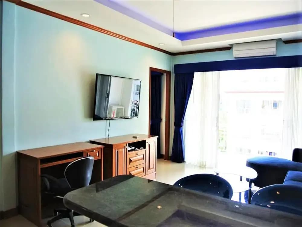 Baan Suan Lalana Te Pattaya - photo 2