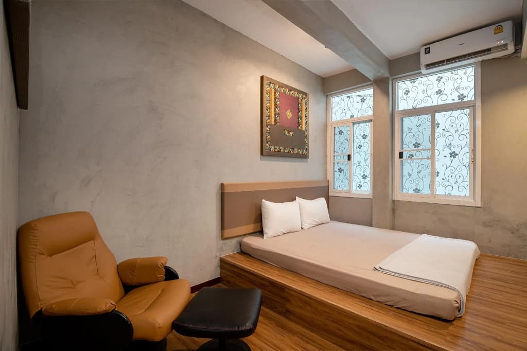 Buri Hostel Bangkok - main photo