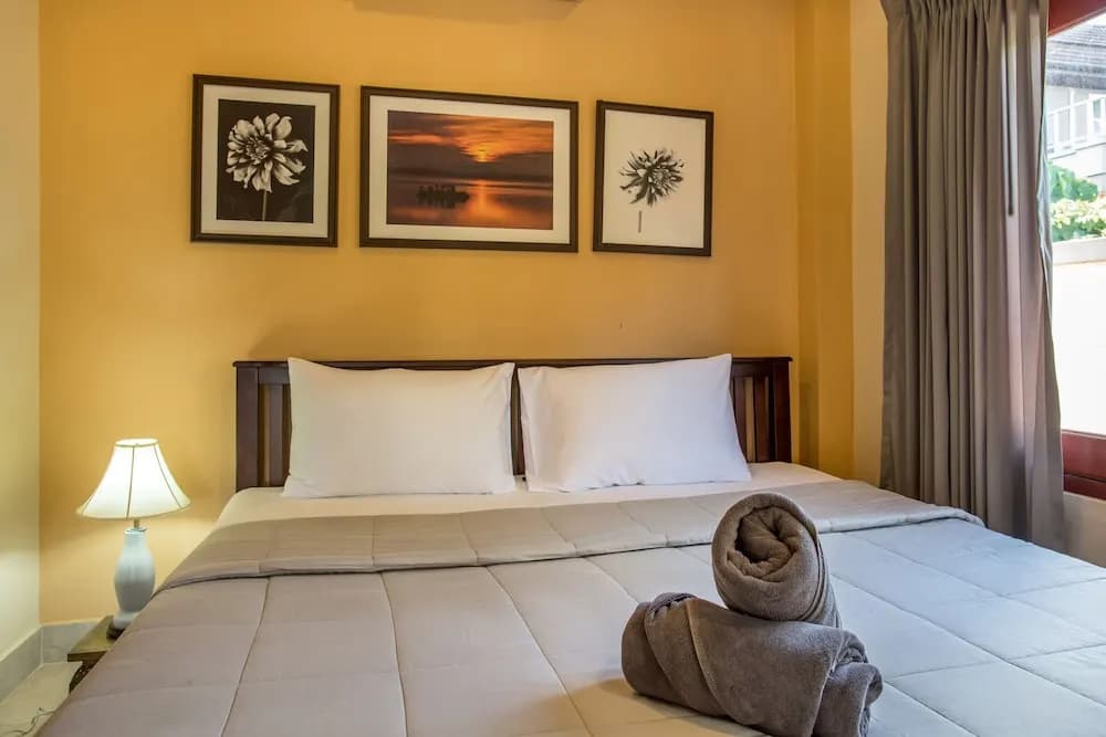 Blissful Villa Felicity with Ample Space - photo 27