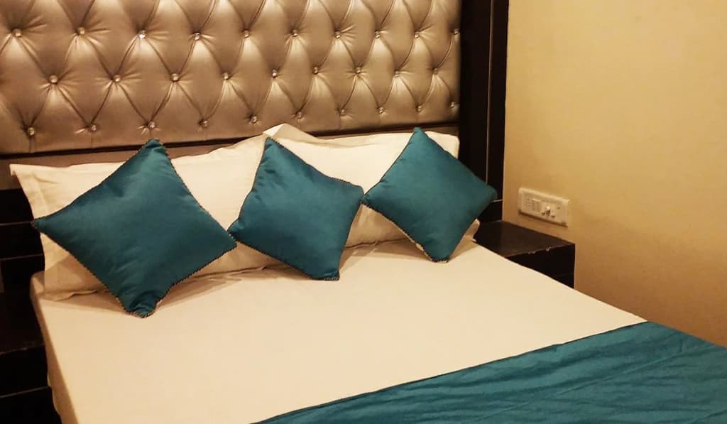 OYO 6801 Hotel Shri Sai International - photo 4