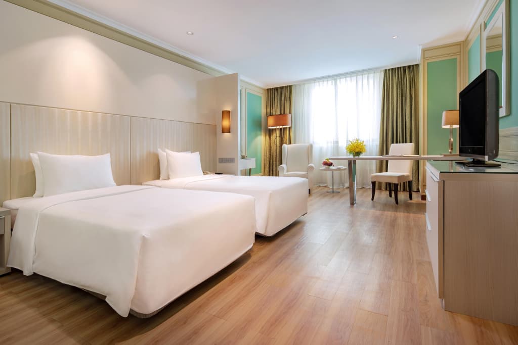 Windsor Plaza Hotel - photo 38