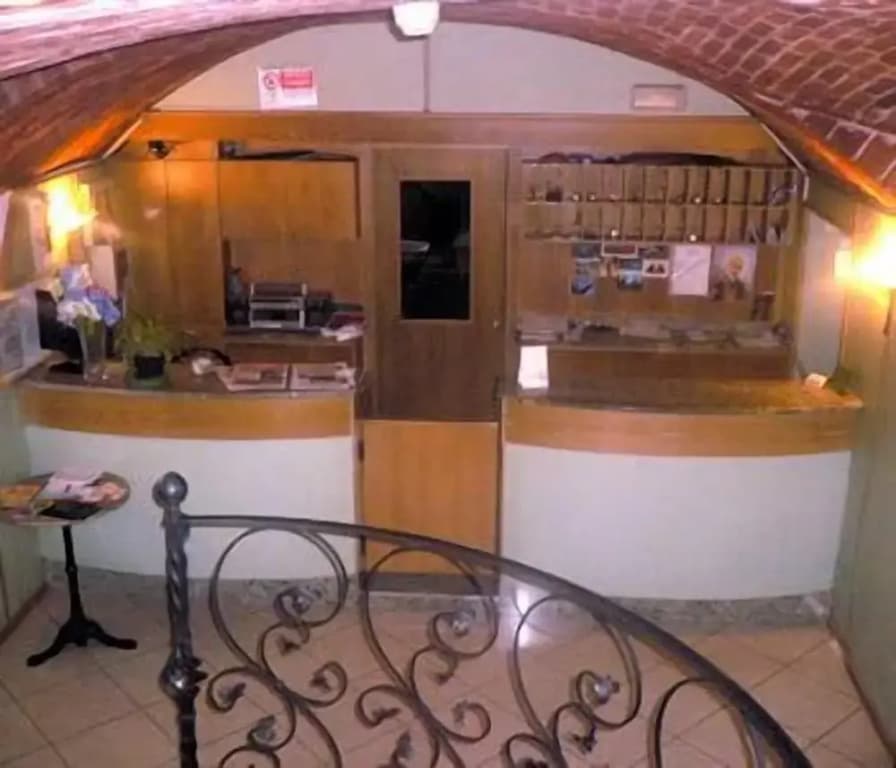 Hotel 2000 - photo 2