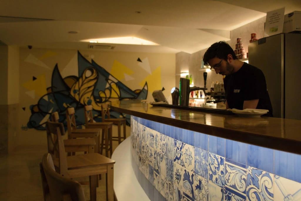 Hans Brinker Hostel Lisbon - photo 35