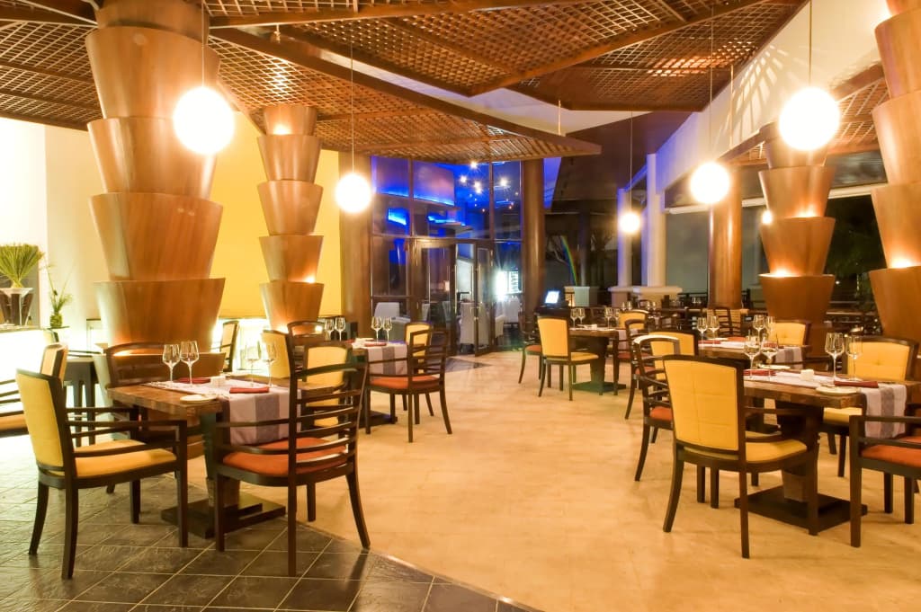 Rawi Warin Resort and Spa - photo 38