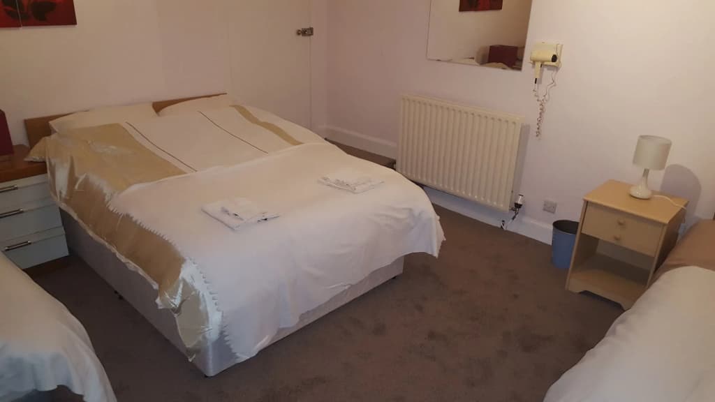 Sakura Edinburgh Guest House - photo 6