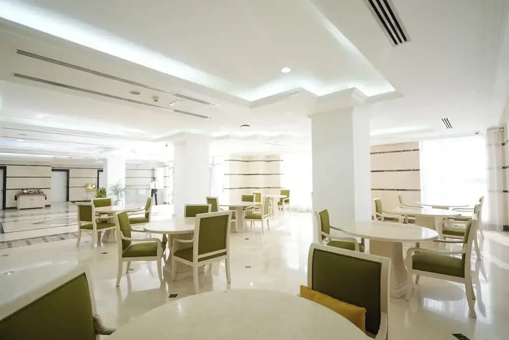 Crown Park Hotel - photo 24