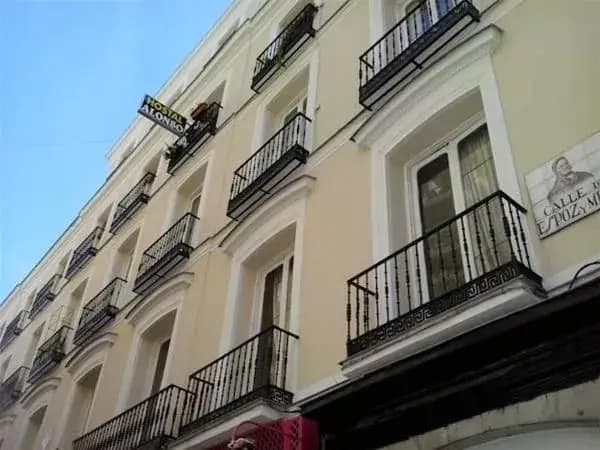Hostal Alonso No Limit Madrid - main photo