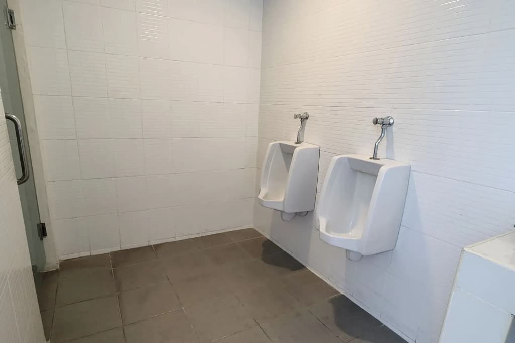 Ease Hostel - photo 10