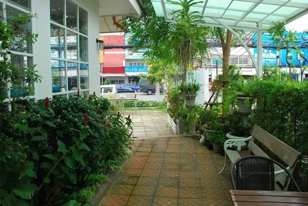 Bliss Guesthouse - photo 14
