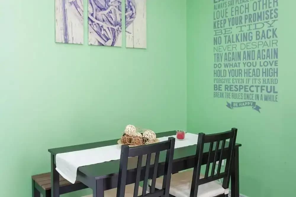 Sunny Urban Apt. Historic District - Sol - photo 13