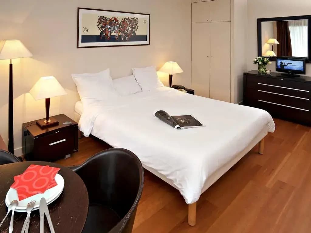 Aparthotel Adagio access Paris Tour Eiffel Saint-Charles - photo 1