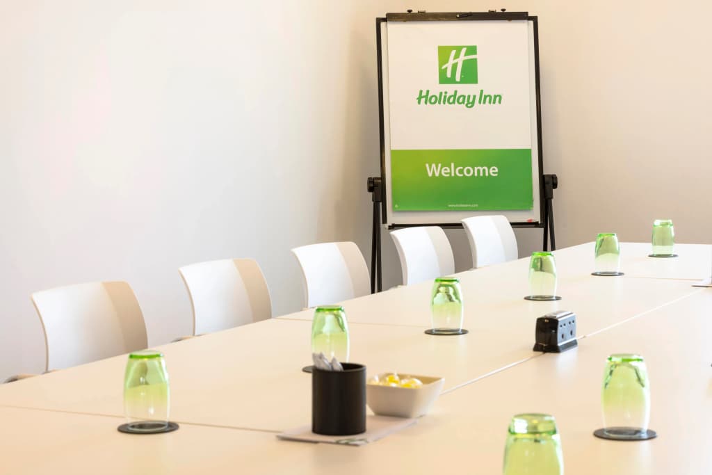 Holiday Inn Edinburgh Zoo by IHG - photo 40