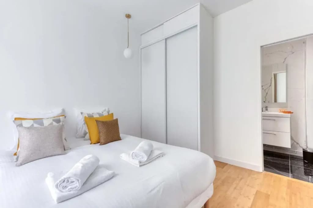 New Large Studio in the Heart of Paris 12 - photo 5