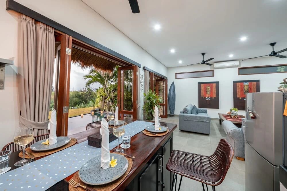 Villa Anyar - photo 2