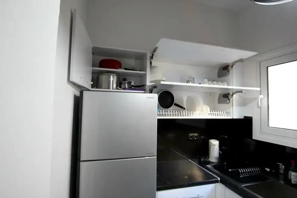 Downtown Stylish Nest - photo 14
