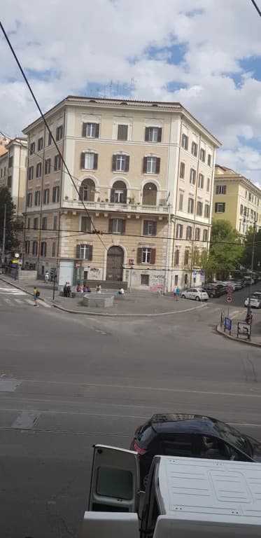 Roman and Italian - photo 11
