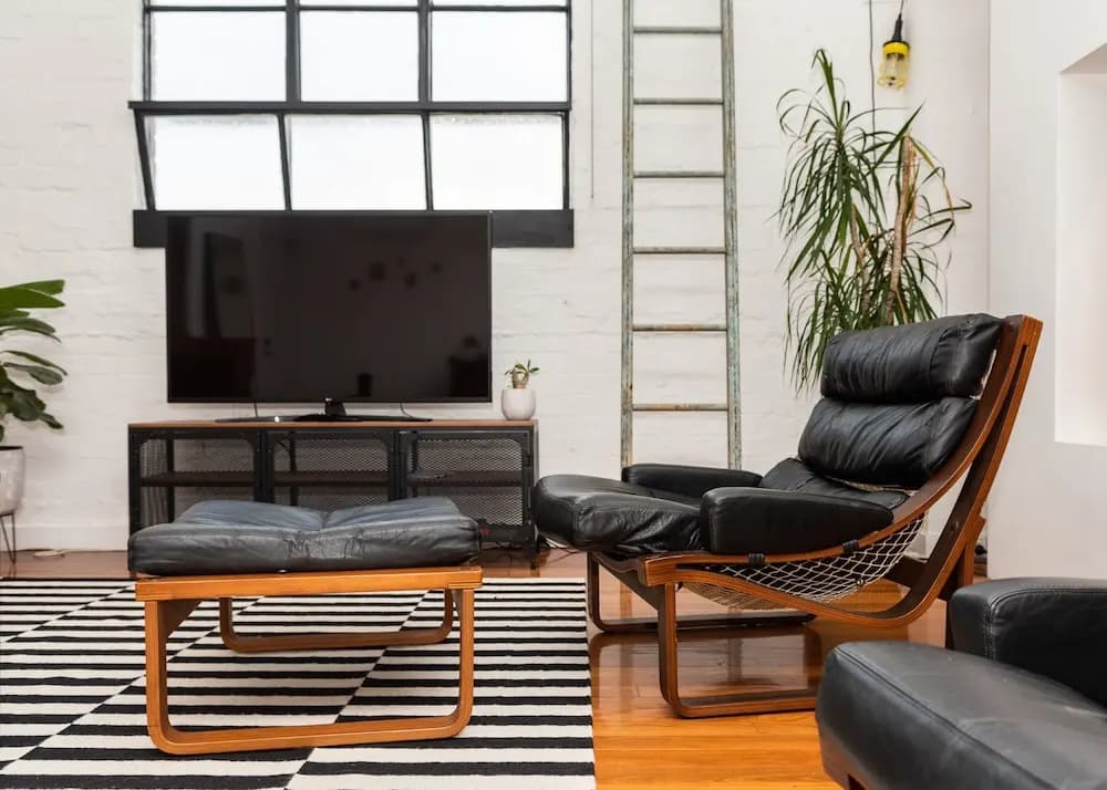 StayCentral - Fitzroy Converted Warehouse Penthouse - photo 13