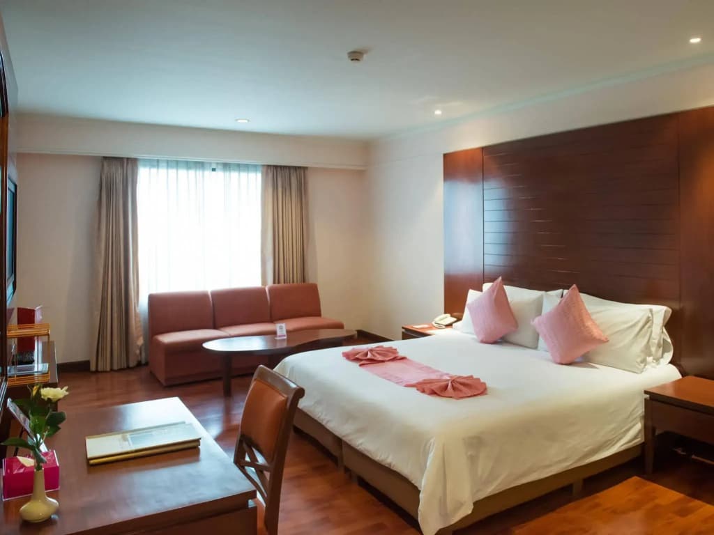The Palazzo Hotel - photo 7