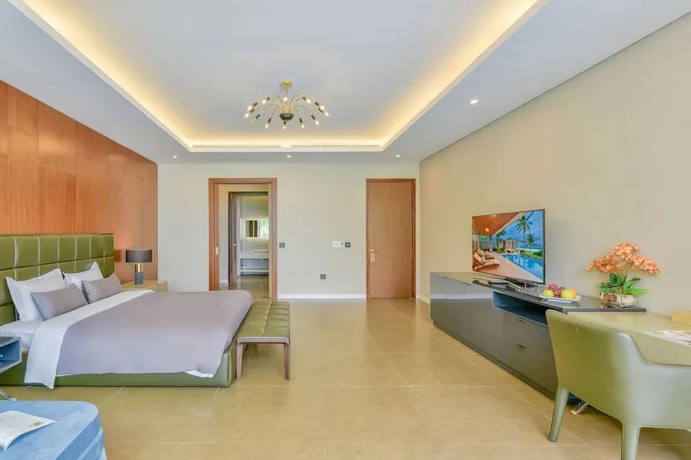 The Five - Ocean Villas Da Nang - photo 2