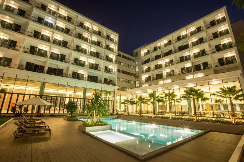 Paragon Grand Resort - photo 5