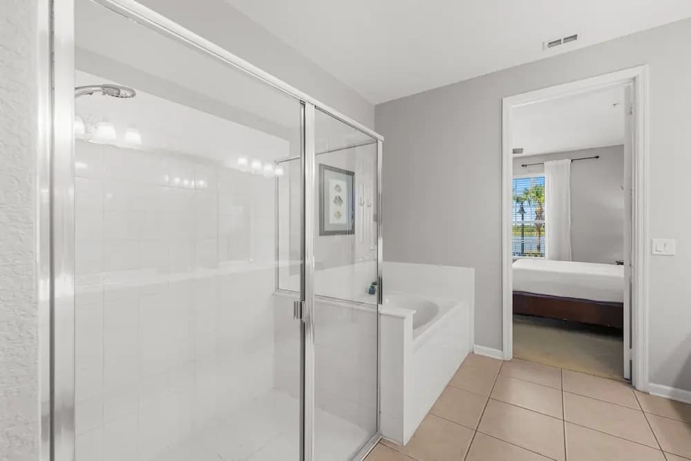 Lakefront Luxury - photo 8