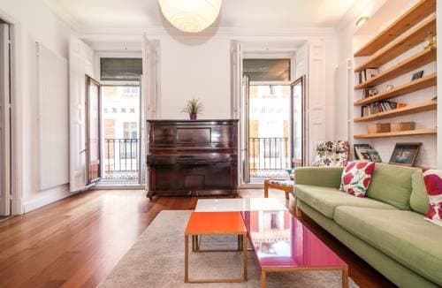 Chic Rentals Opera - photo 3