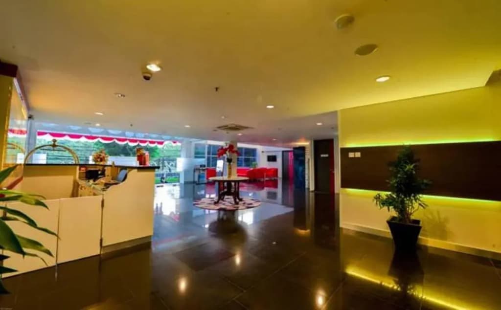 D'Hotel Jakarta - photo 15