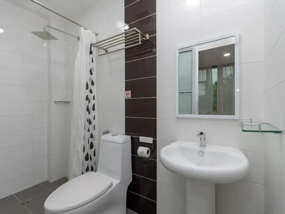 Labuan Avenue Hotel - photo 9