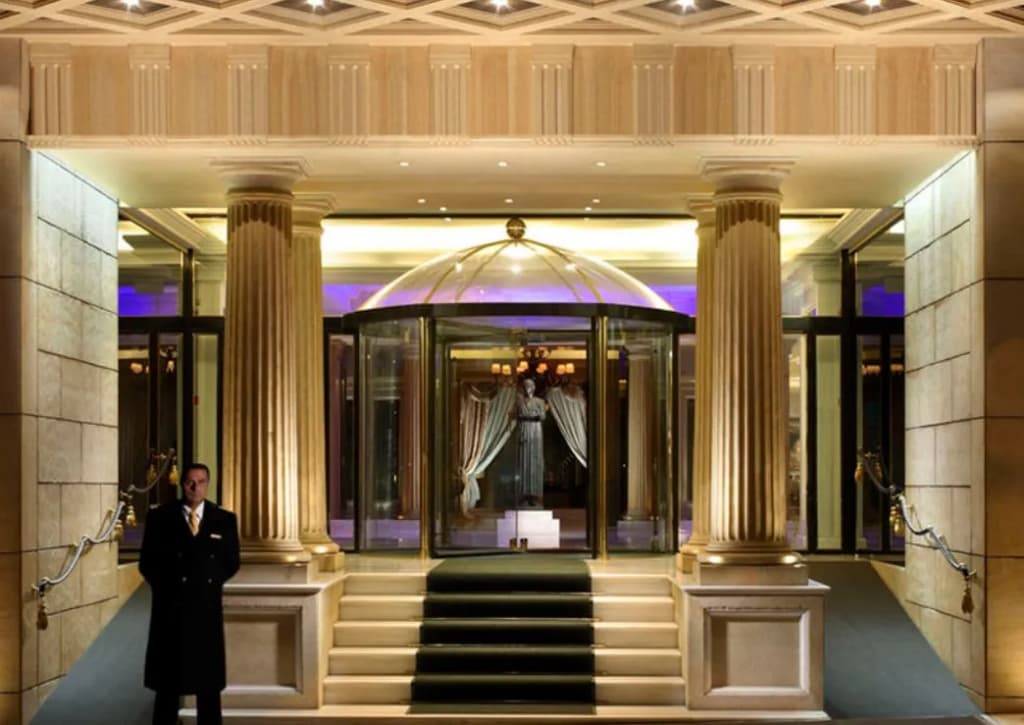Royal Olympic Hotel - photo 9