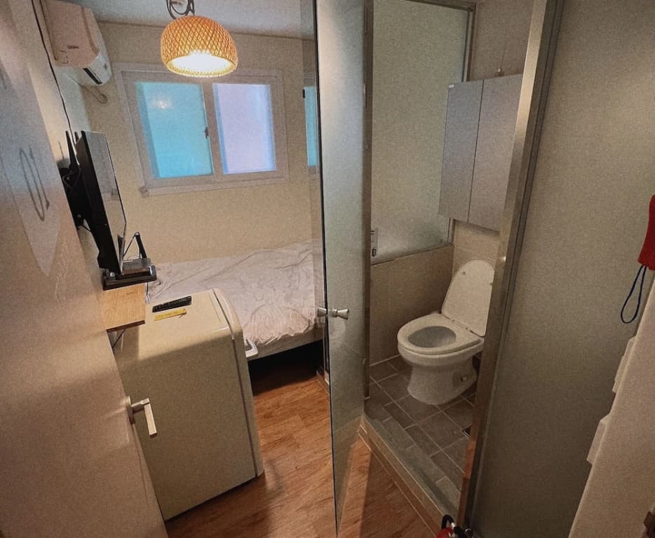 Jnineguesthouse - photo 15