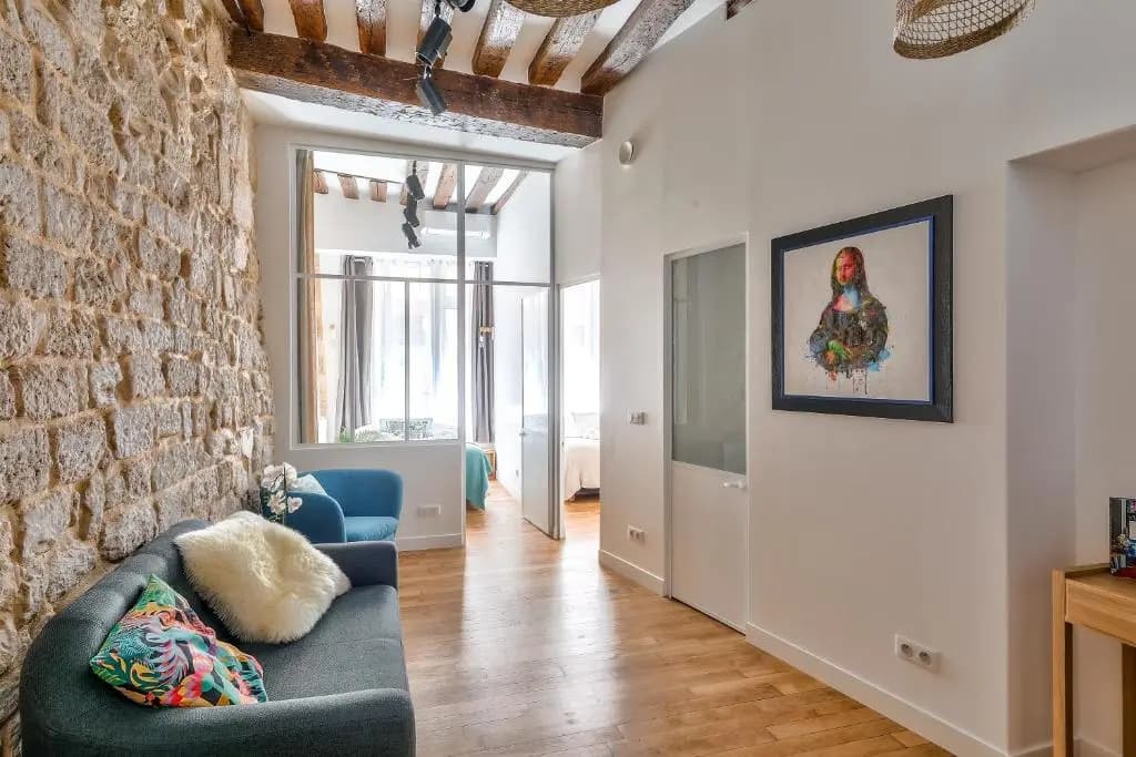 New Stunning 4 Bdrs Apt, With AC – Le Marais - photo 10