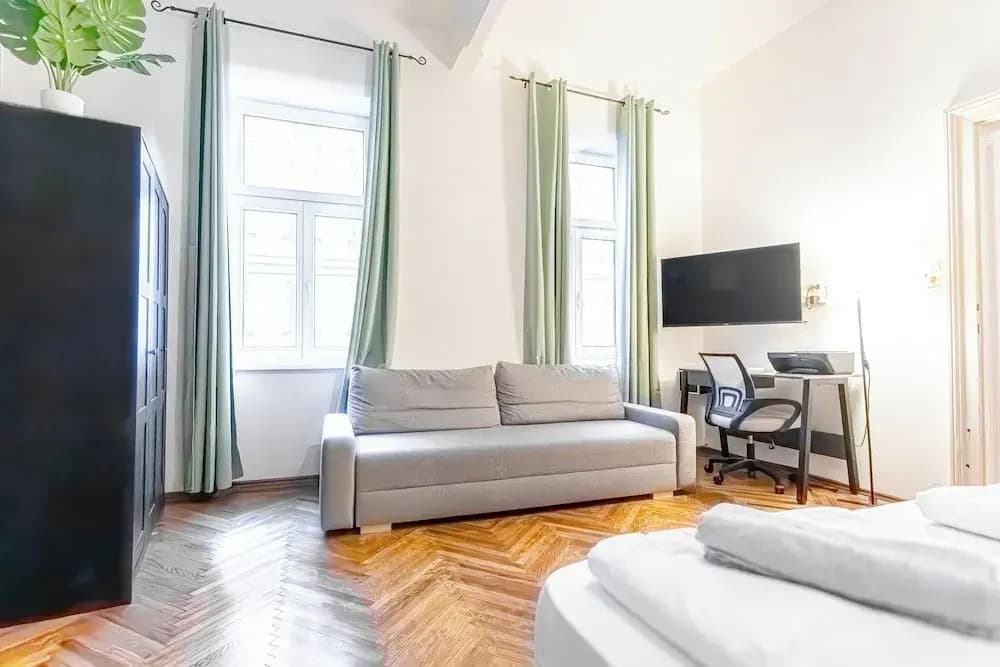 Elegant 1BR Apt Steps from Praterstern - photo 4