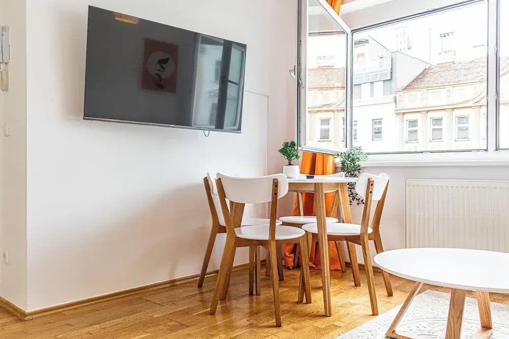 Stylish Modern 1BR 1LR Apartment Vienna - photo 6