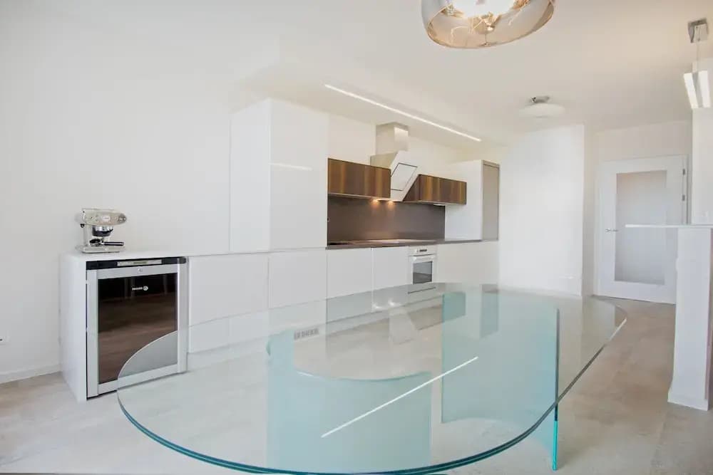 Luxurious apart.with swimming pool - photo 3