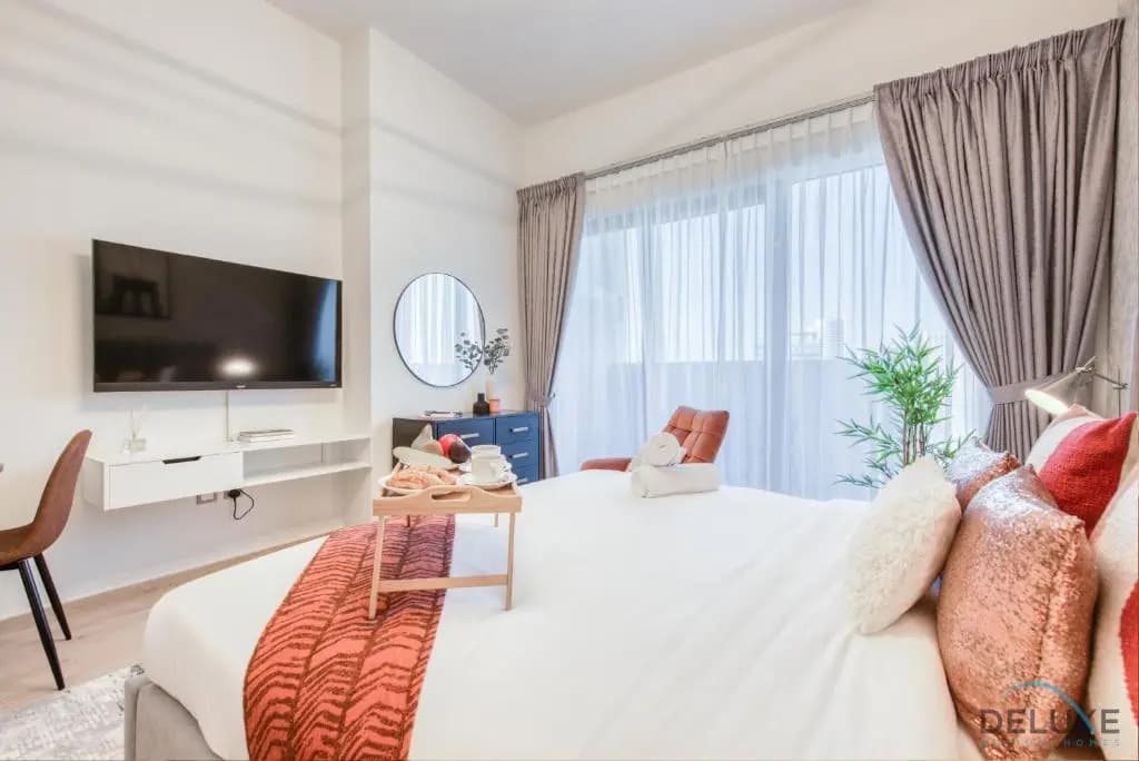 Charming Studio at Azizi Aura Residences Downtown Jebel Ali by Deluxe Holiday Homes - photo 3