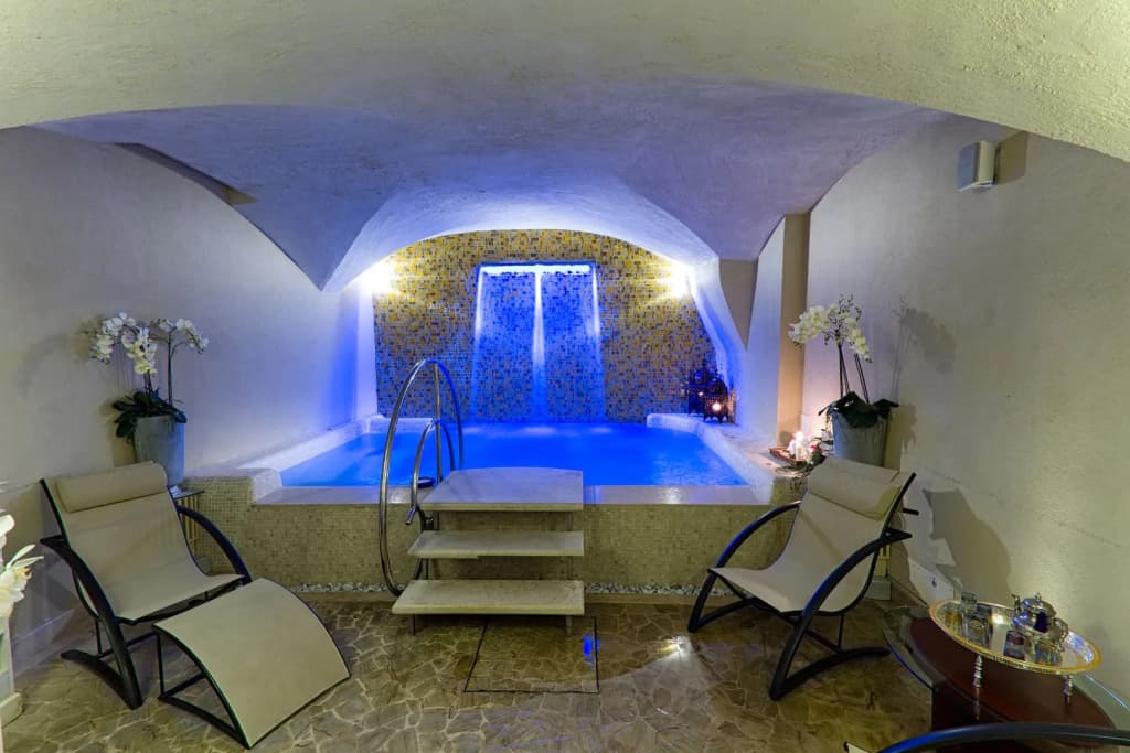 Golden Tower Hotel & Spa - photo 17